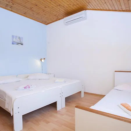 Ante Smokvica (Korcula)